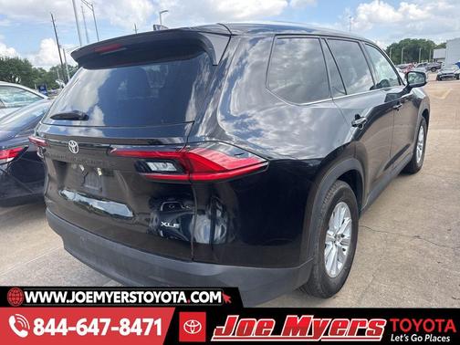 Midnight Black Metallic 2025 Toyota Grand Highlander XLE