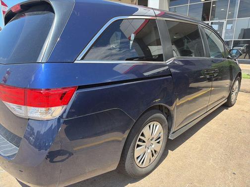 Blue 2016 Honda Odyssey LX