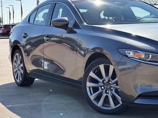 2025 Mazda Mazda3 FWD w/Preferred Package