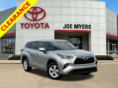 2023 Toyota Highlander LE