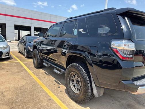 Midnight Black Metallic 2019 Toyota 4Runner TRD Off Road Premium