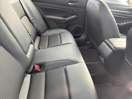 2025 Nissan Altima SR FWD