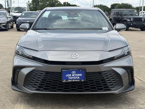 Heavy Metal 2025 Toyota Camry SE