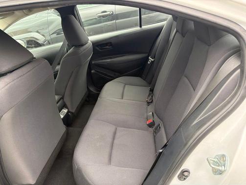 Pearl 2024 Toyota Corolla LE