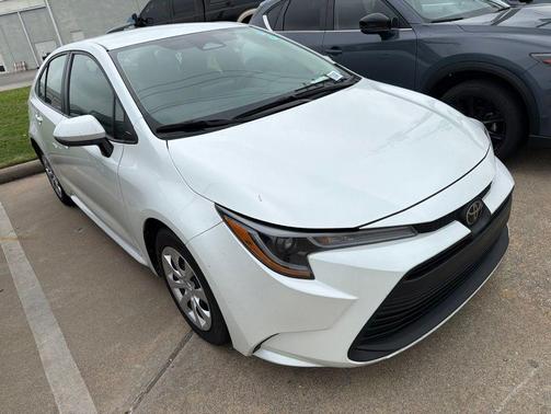 Pearl 2024 Toyota Corolla LE