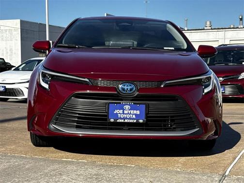 2025 Toyota Corolla Hybrid XLE