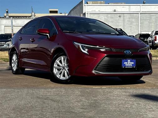 2025 Toyota Corolla Hybrid XLE