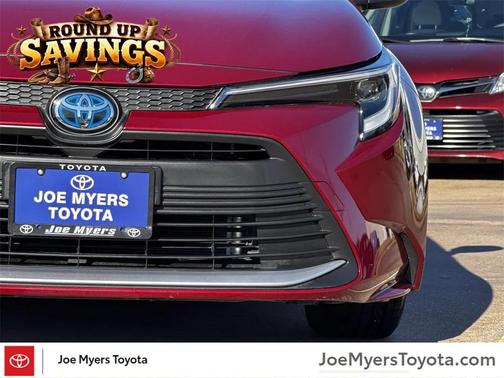 2025 Toyota Corolla Hybrid XLE