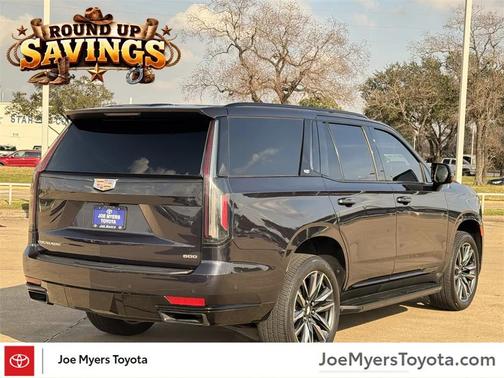 2023 Cadillac Escalade Sport