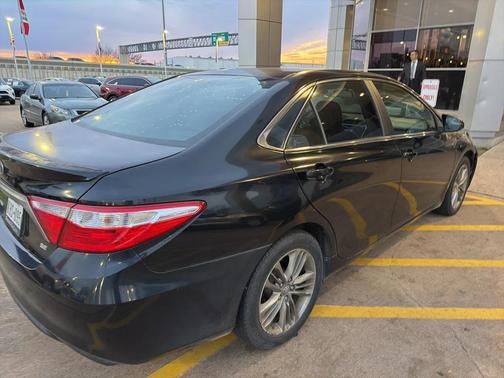 2016 Toyota Camry SE