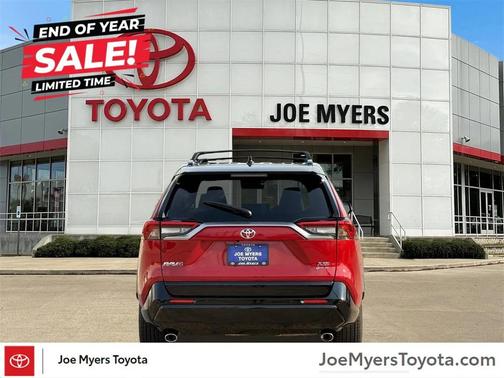 2025 Toyota RAV4 Hybrid SE