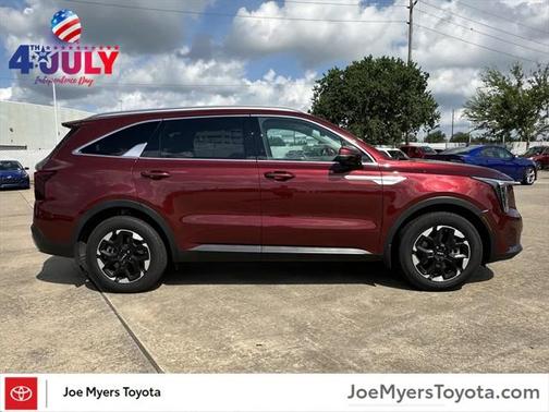 2025 Kia Sorento S