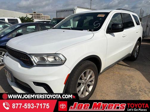 White Knuckle Clearcoat 2023 Dodge Durango SXT RWD