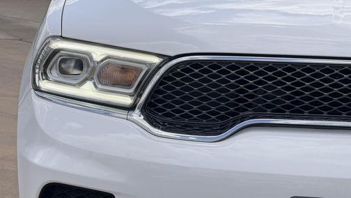White Knuckle Clearcoat 2023 Dodge Durango SXT RWD