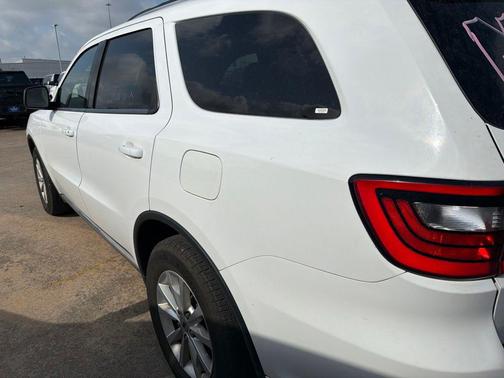 White Knuckle Clearcoat 2023 Dodge Durango SXT RWD