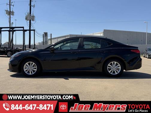 Midnight Black Metallic 2025 Toyota Camry LE