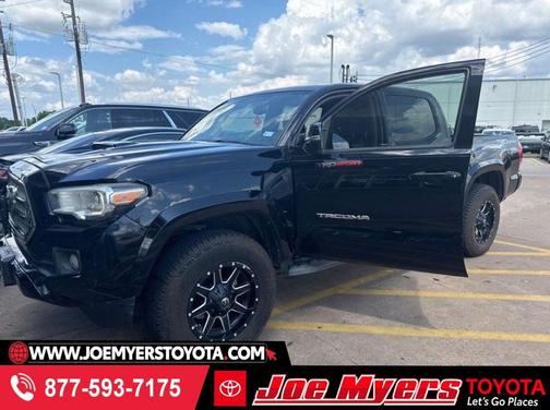 Black 2017 Toyota Tacoma TRD Sport