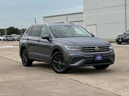2024 Volkswagen Tiguan 2.0T SE