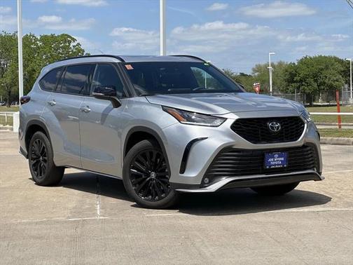 2024 Toyota Highlander XSE