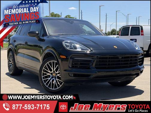 Black 2023 Porsche Cayenne Platinum Edition