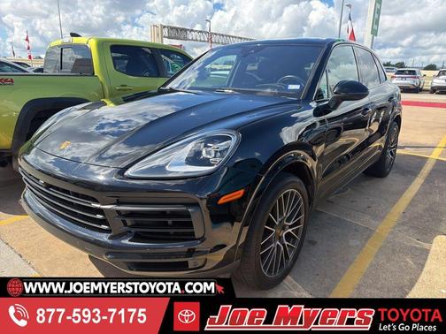 Black 2023 Porsche Cayenne Platinum Edition