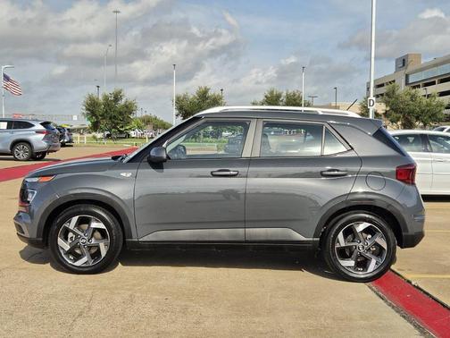Ecotronic Gray 2026 Hyundai VENUE SEL