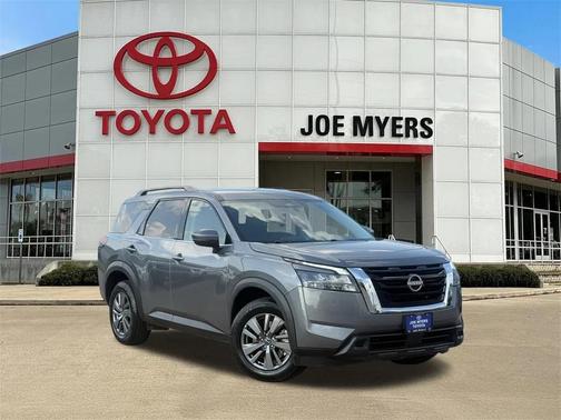 2024 Nissan Pathfinder SV 4WD