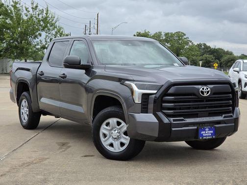 Magnetic Gray Metallic 2025 Toyota Tundra SR