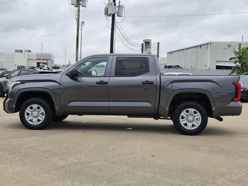 Magnetic Gray Metallic 2025 Toyota Tundra SR