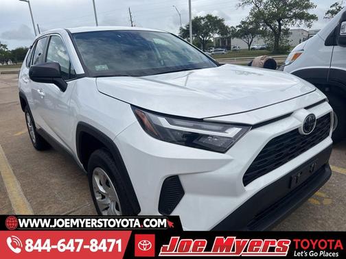 Ice Cap 2024 Toyota RAV4 LE