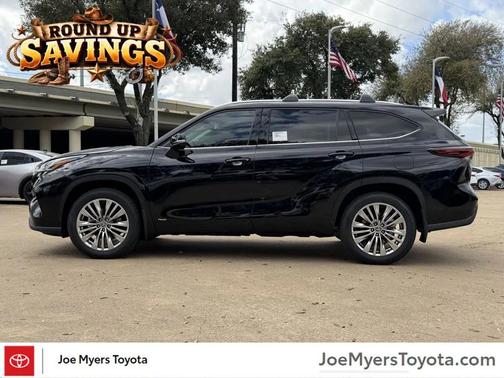 2026 Toyota Highlander Hybrid Platinum