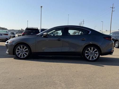 2025 Mazda Mazda3 FWD w/Preferred Package