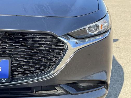 2025 Mazda Mazda3 FWD w/Preferred Package