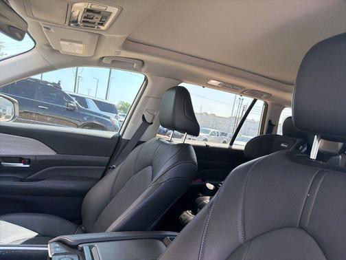 Wind Chill Pearl 2024 Toyota Grand Highlander Limited