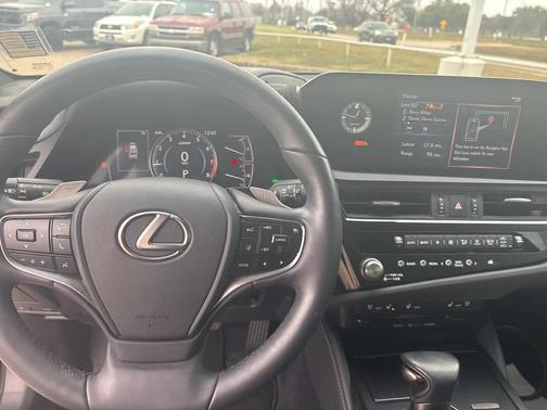 2022 Lexus ES 350 Base