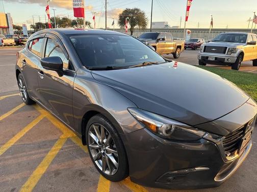 2018 Mazda Mazda3 Grand Touring