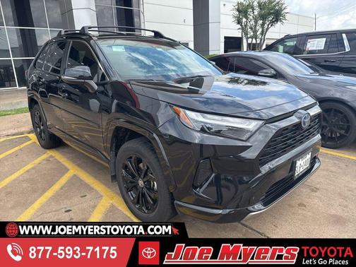 Midnight Black Metallic 2022 Toyota RAV4 Hybrid SE