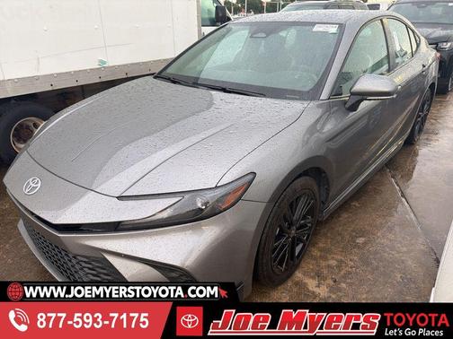 Heavy Metal 2025 Toyota Camry SE