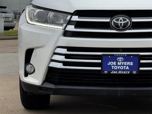 2017 Toyota Highlander Limited