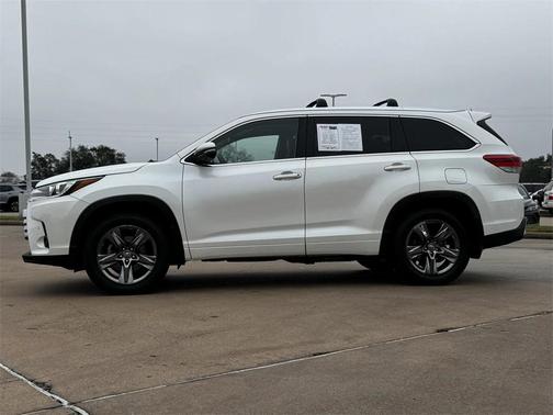 2017 Toyota Highlander Limited