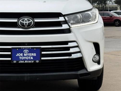 2017 Toyota Highlander Limited