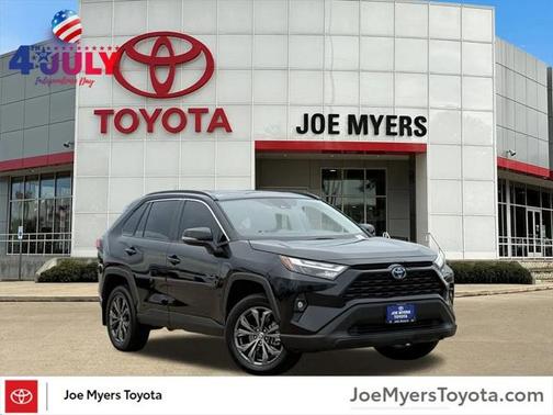 2024 Toyota RAV4 Hybrid XLE Premium
