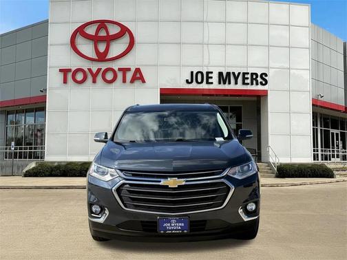 2021 Chevrolet Traverse LT Cloth