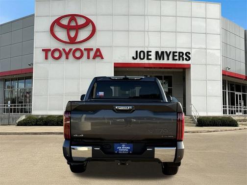 2025 Toyota Tundra Hybrid 1794 Edition