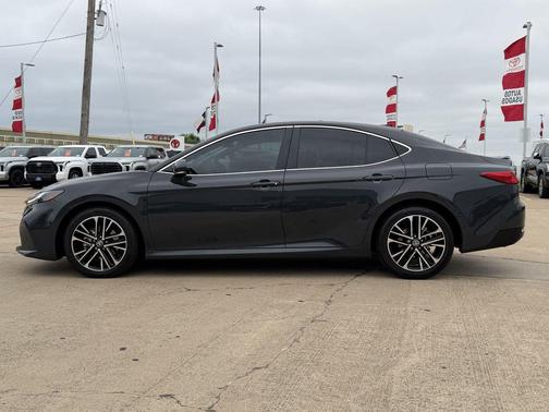 Underground 2026 Toyota Camry XLE