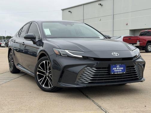 Underground 2026 Toyota Camry XLE