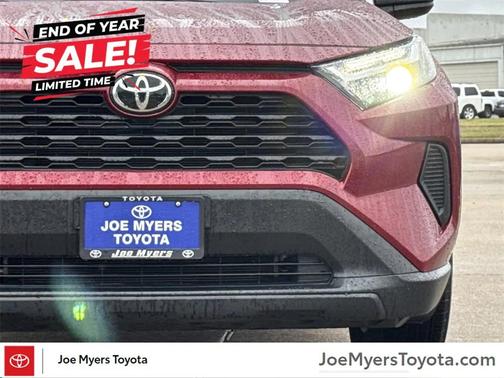 2024 Toyota RAV4 LE