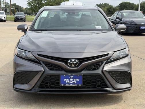 Gray 2024 Toyota Camry SE