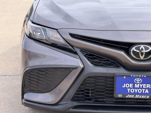 Gray 2024 Toyota Camry SE