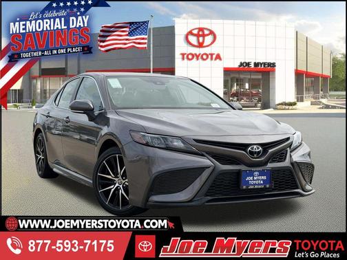 Gray 2024 Toyota Camry SE
